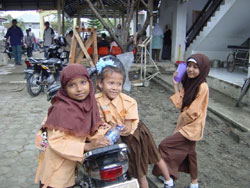 Children in Banda Aceh
